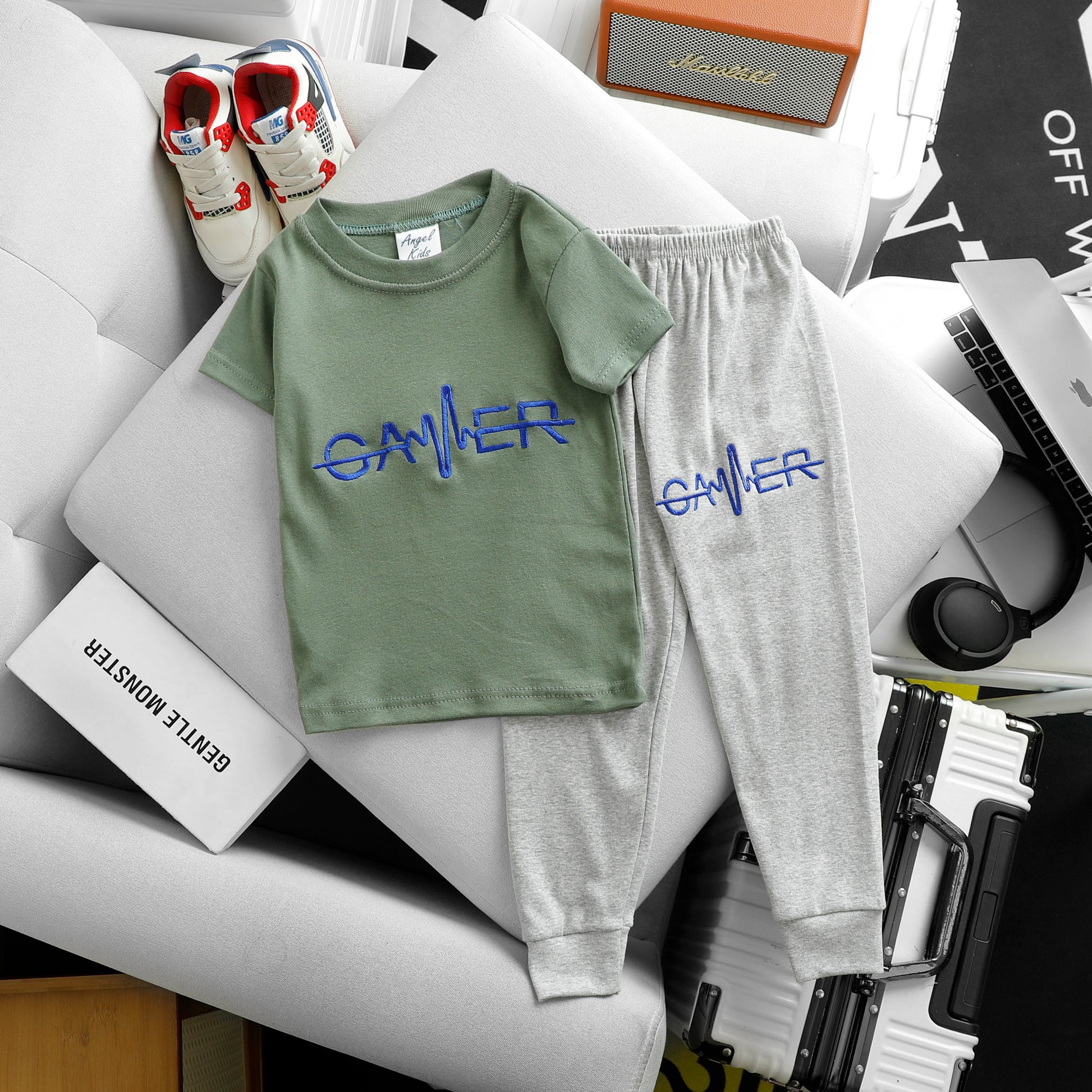 Plain Pyjamas Unisex up till 16