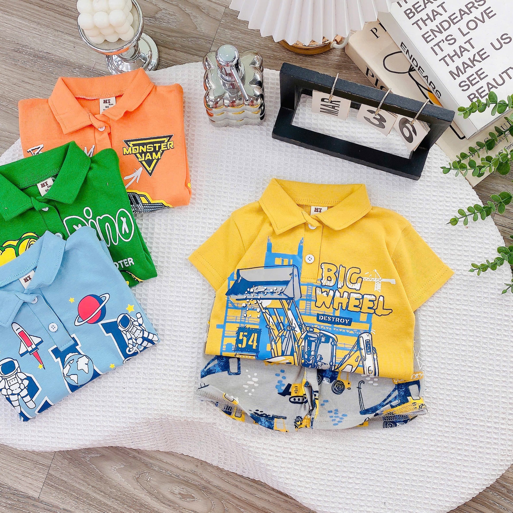 Boys Printed Set with Collar
