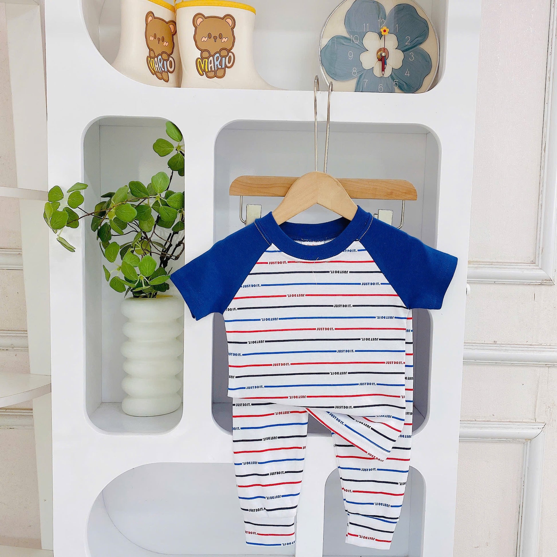 Short Sleeves Pyjamas Jumping Beans