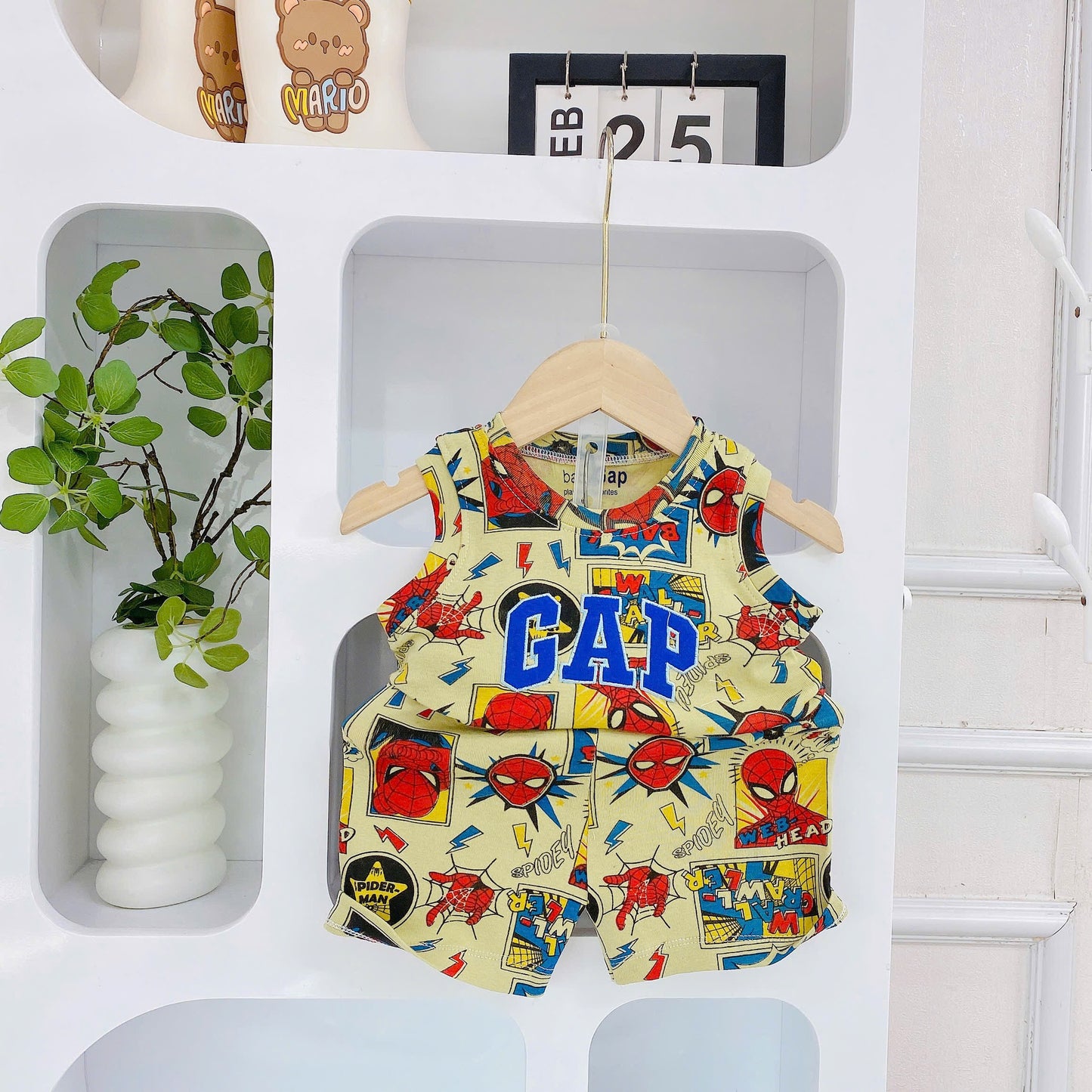 BabyGap Sleeveless Playset