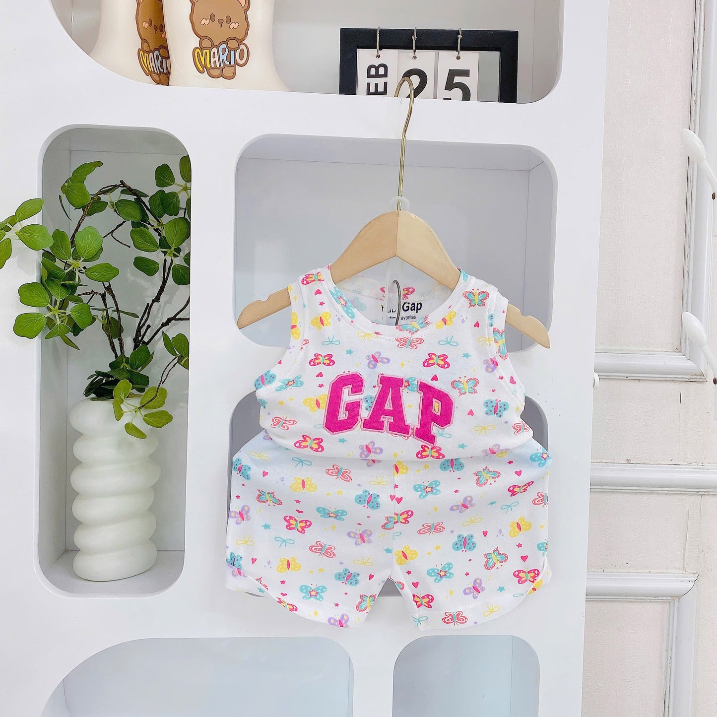 BabyGap Sleeveless Playset