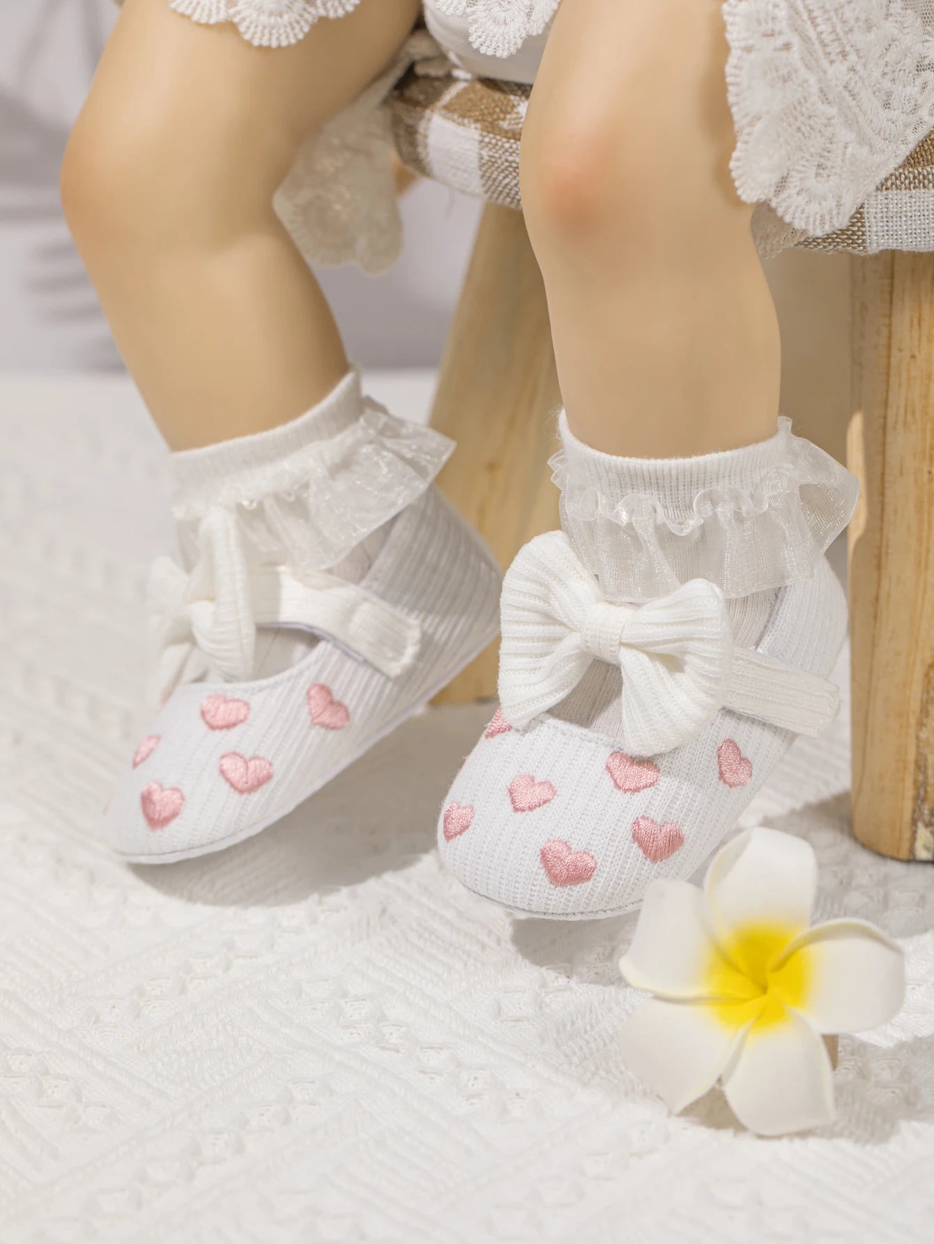 Meckior Spring Sole Baby Girl Shoes Newborn Bow Love First Walkers Anti-slip Baby Casual Shoes Moccasins